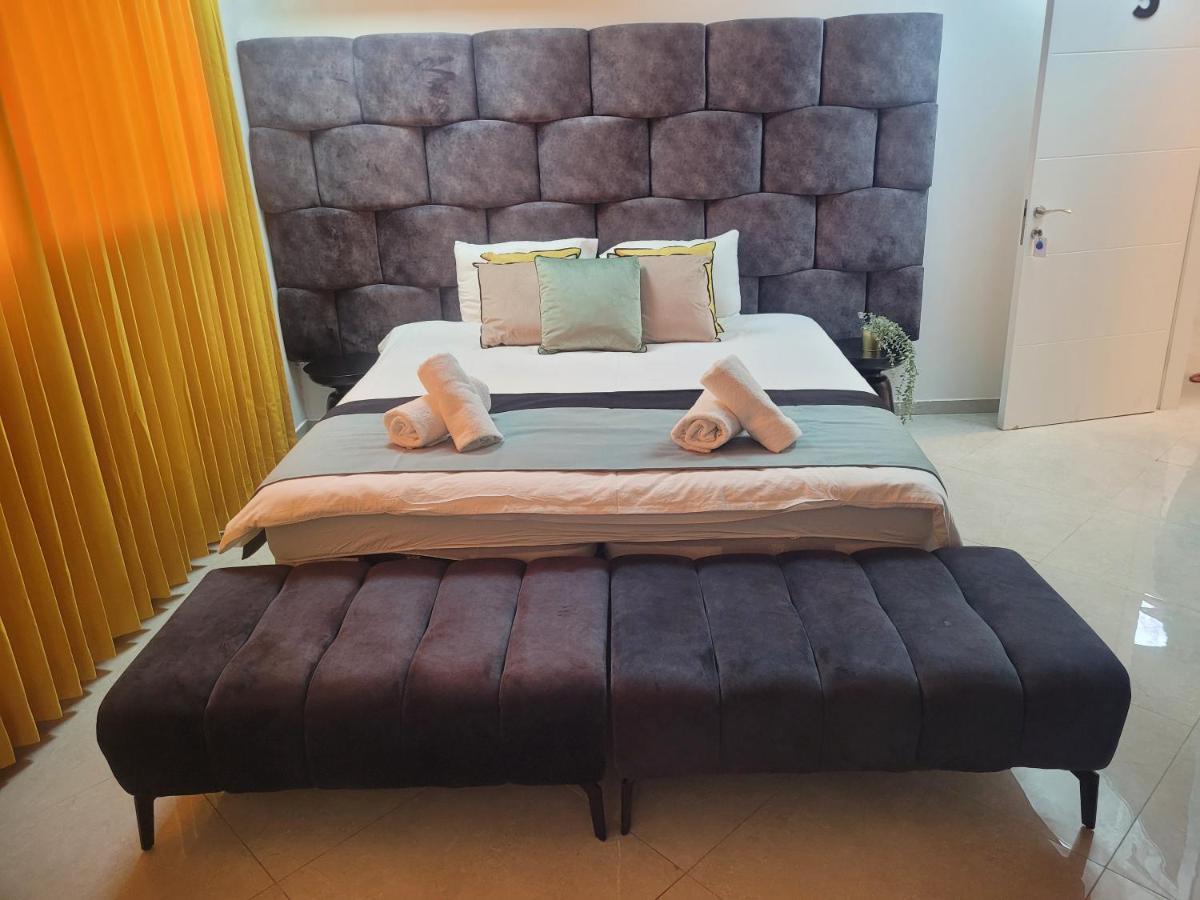 Yalarent Malina Motel in Tiberias Bagian luar foto