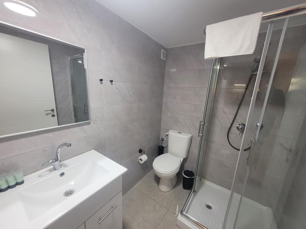 Yalarent Malina Motel in Tiberias Bagian luar foto