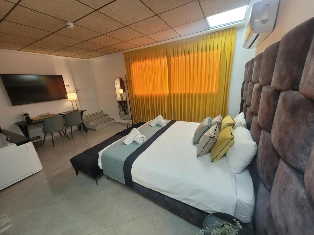 Yalarent Malina Motel in Tiberias Bagian luar foto
