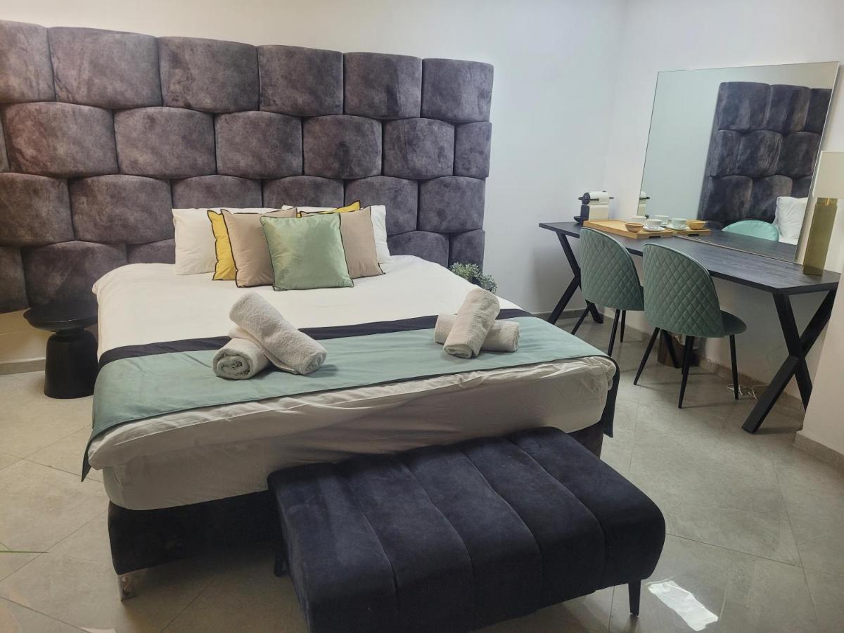 Yalarent Malina Motel in Tiberias Bagian luar foto